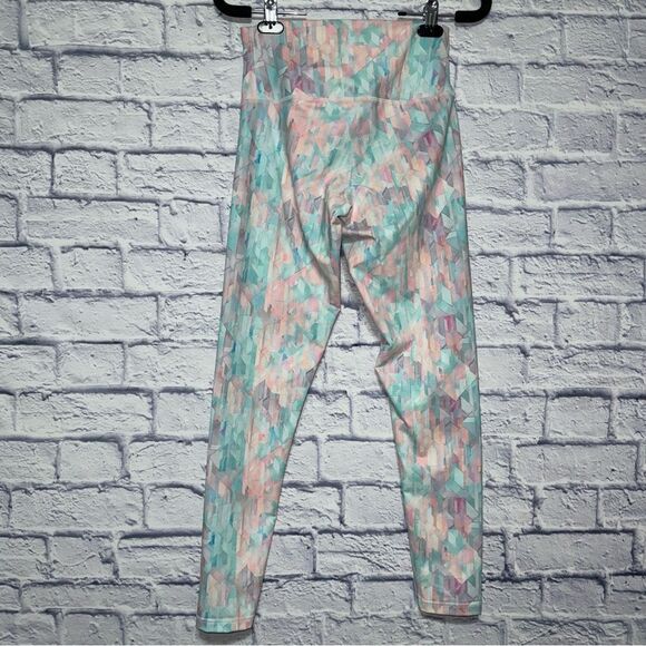 NWOT DYI Define Your Inspiration Fragmented Printed Signature Leggings - Picture 4 of 11
